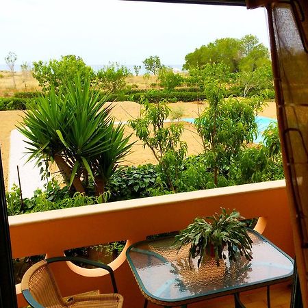 העיירה רתימנו Chrissas Apartments מראה חיצוני תמונה