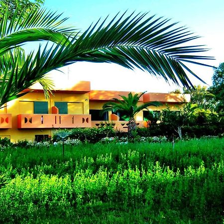 העיירה רתימנו Chrissas Apartments מראה חיצוני תמונה