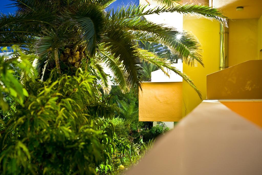 העיירה רתימנו Chrissas Apartments מראה חיצוני תמונה